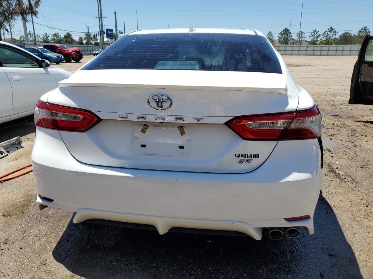 2019 TOYOTA CAMRY L - Фото 6