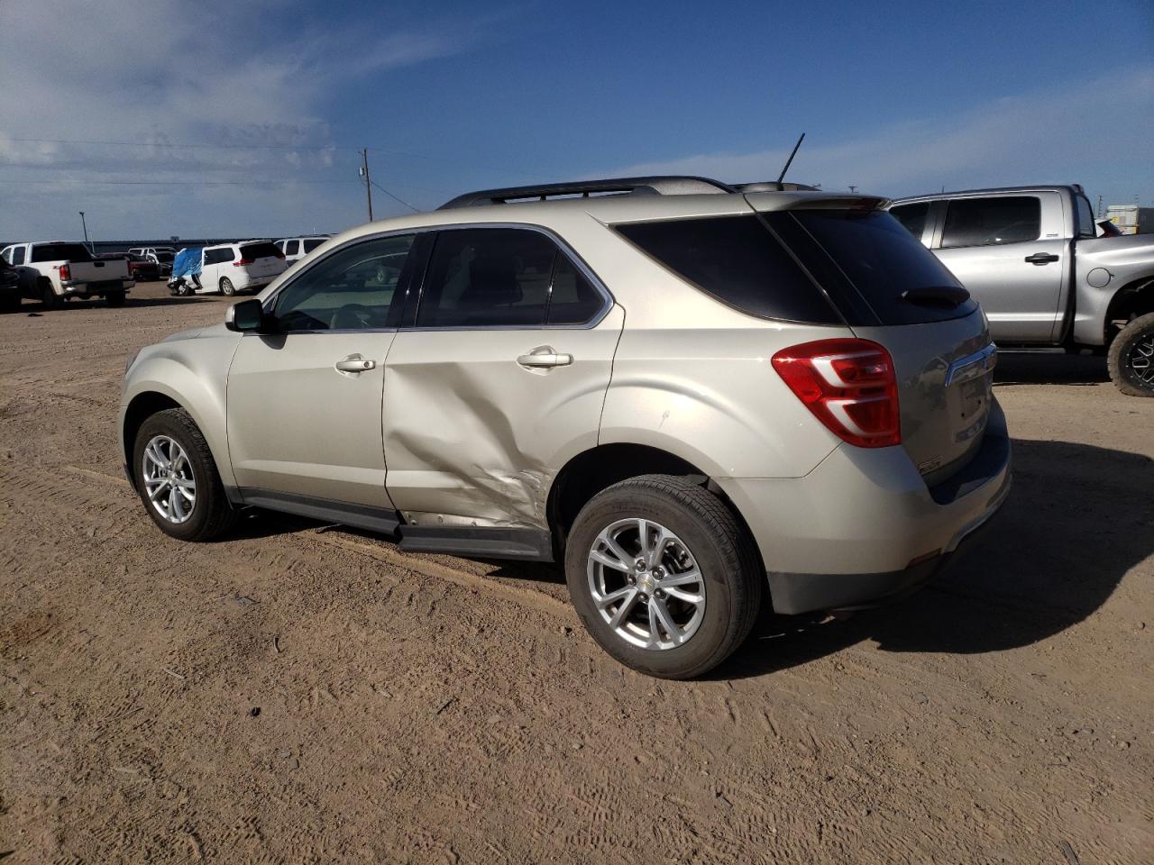 2016 CHEVROLET EQUINOX LT - Image 2