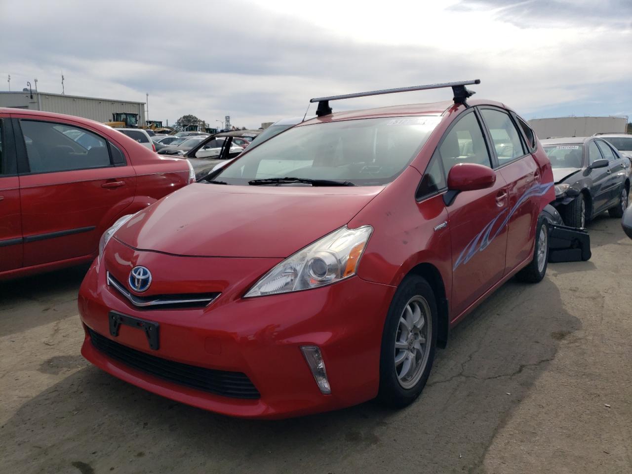 2014 TOYOTA PRIUS V car image