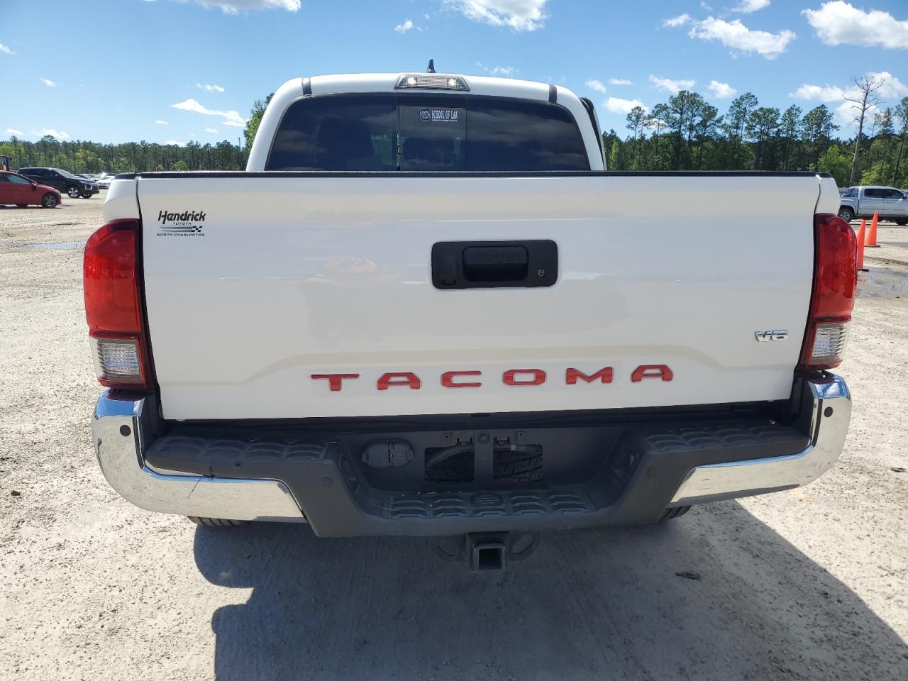 2018 TOYOTA TACOMA DOU - Фото 6
