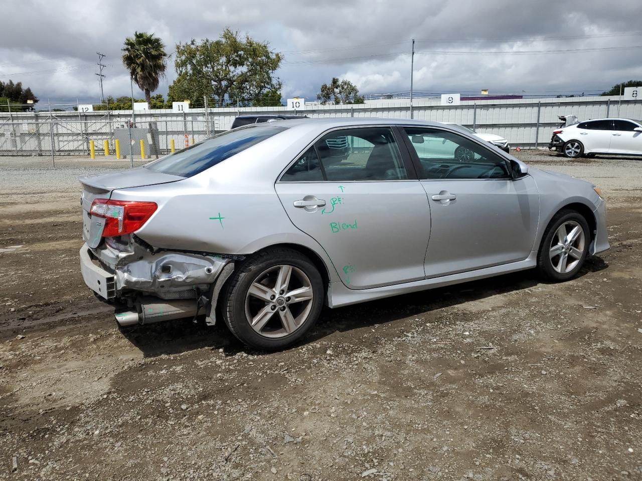2013 TOYOTA CAMRY L - Image 3