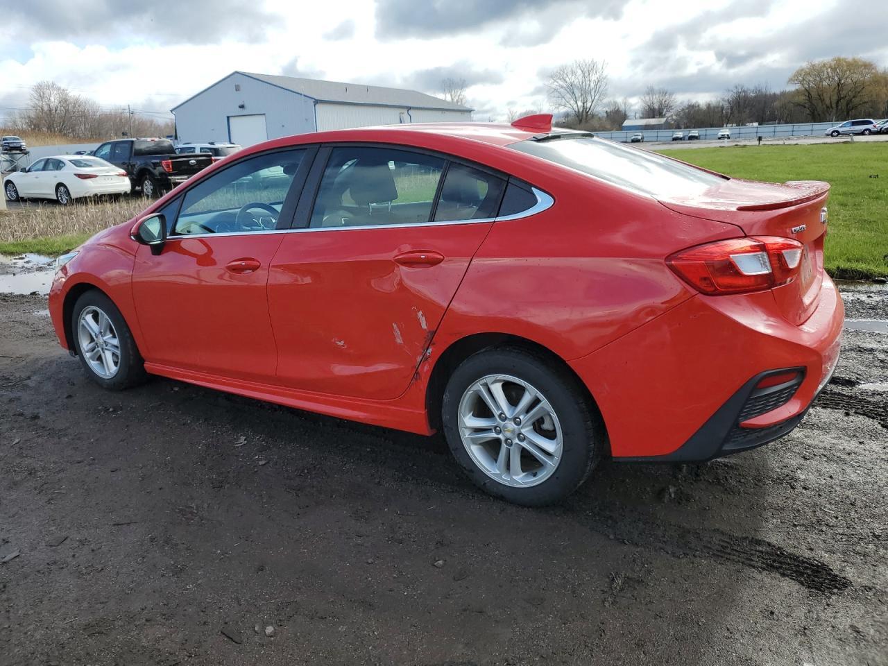 2017 CHEVROLET CRUZE LT - Фото 2