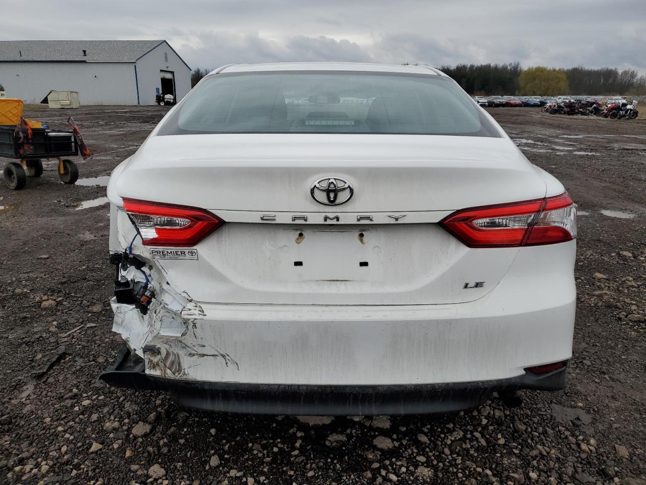 2018 TOYOTA CAMRY L - Image 6