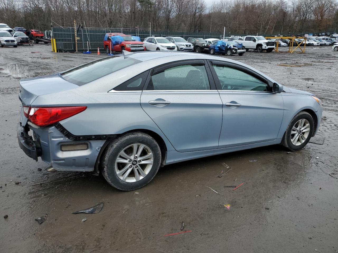 2013 HYUNDAI SONATA GLS - Image 3