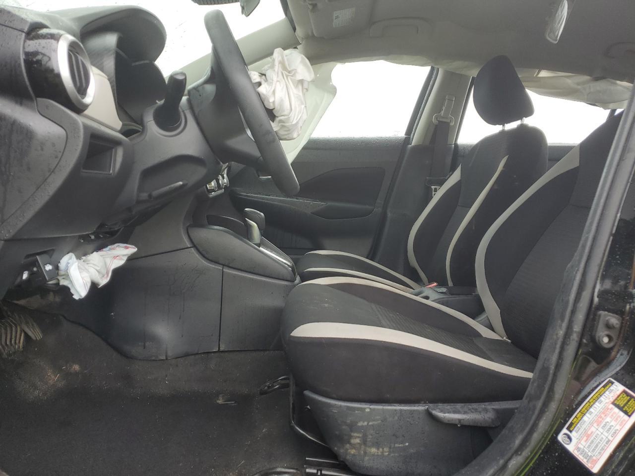 2021 NISSAN VERSA SV - Image 7