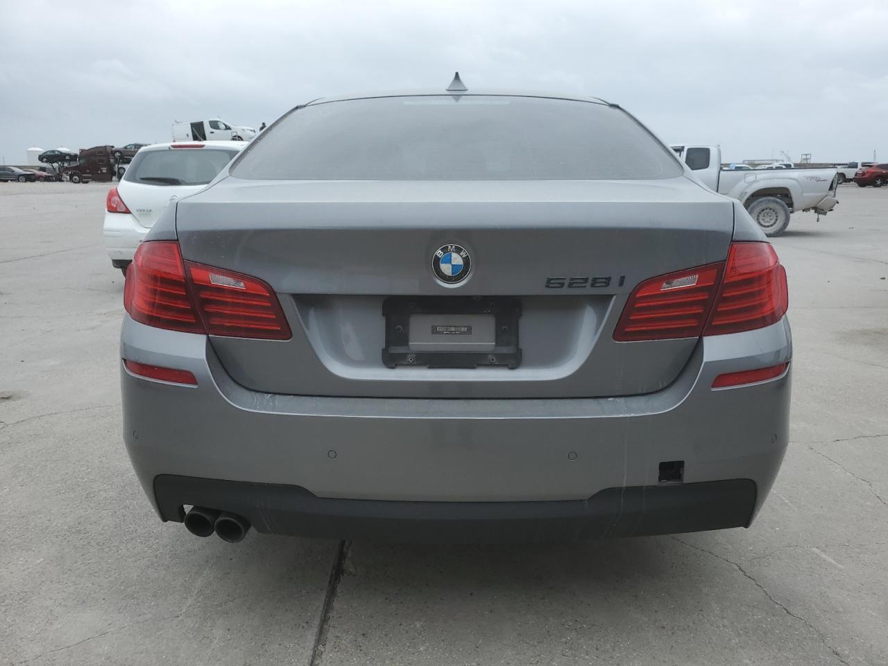 2016 BMW 528 I - Фото 6