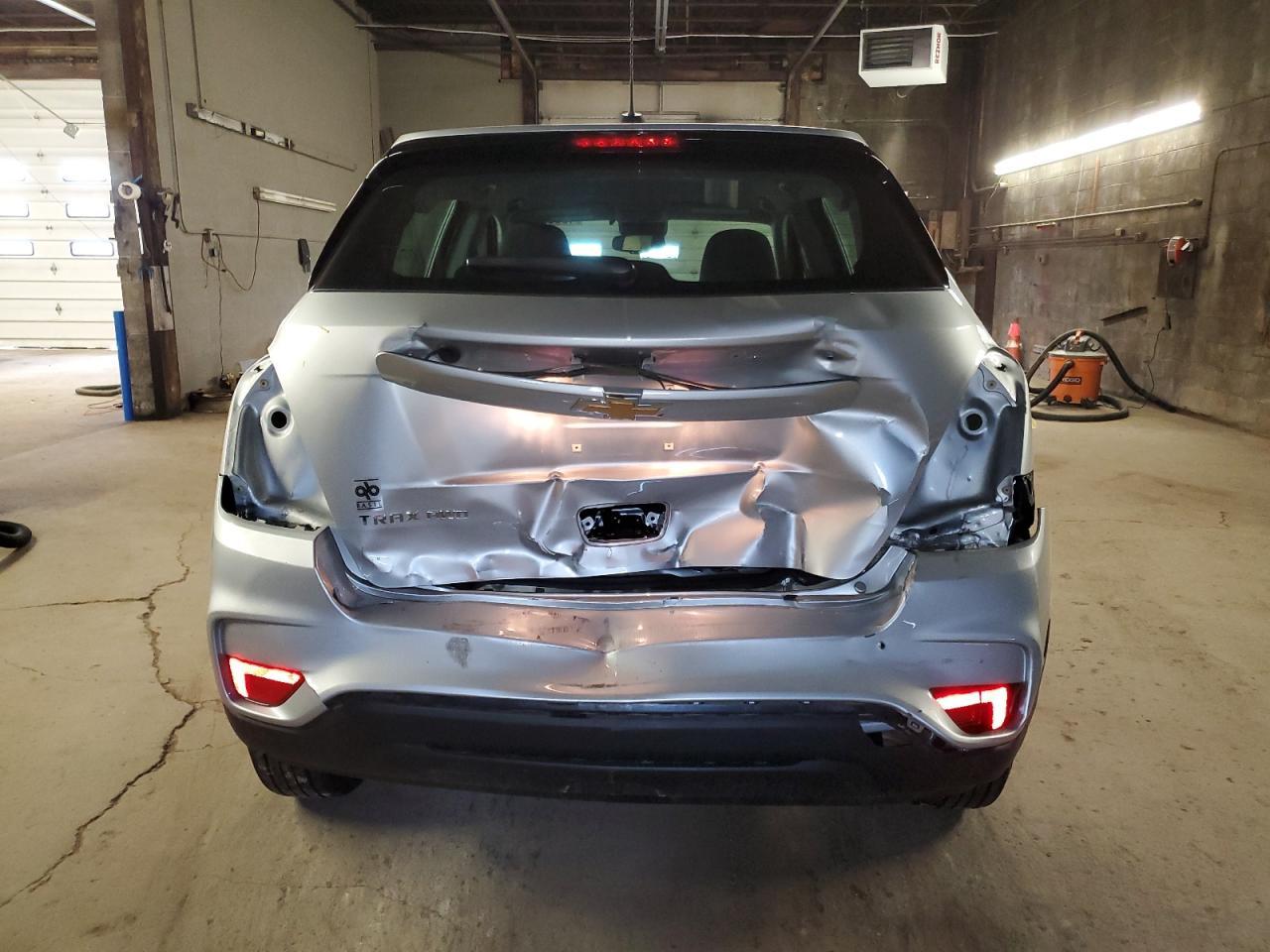 2021 CHEVROLET TRAX LS - Фото 6