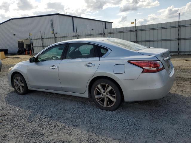 2013 Nissan Altima 2.5 - Фото 2