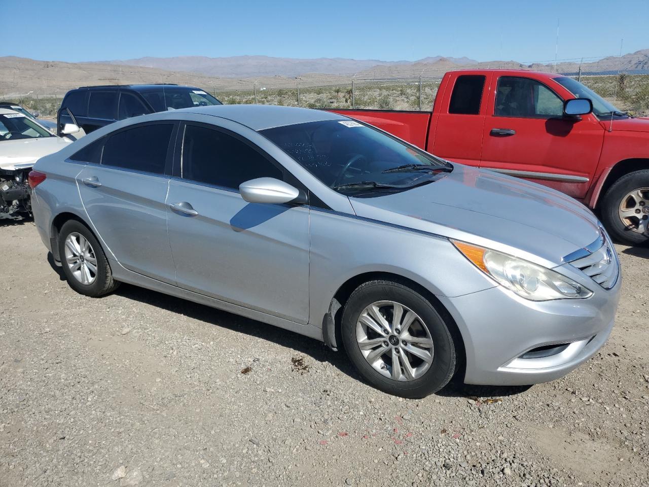 2013 HYUNDAI SONATA GLS - Фото 4