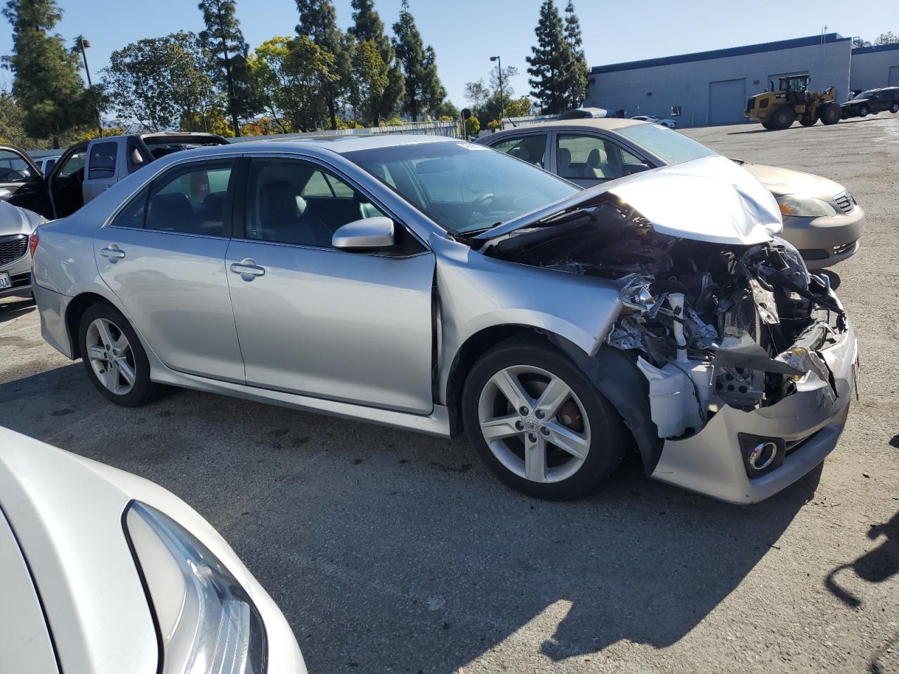 2012 TOYOTA CAMRY BASE - Фото 4