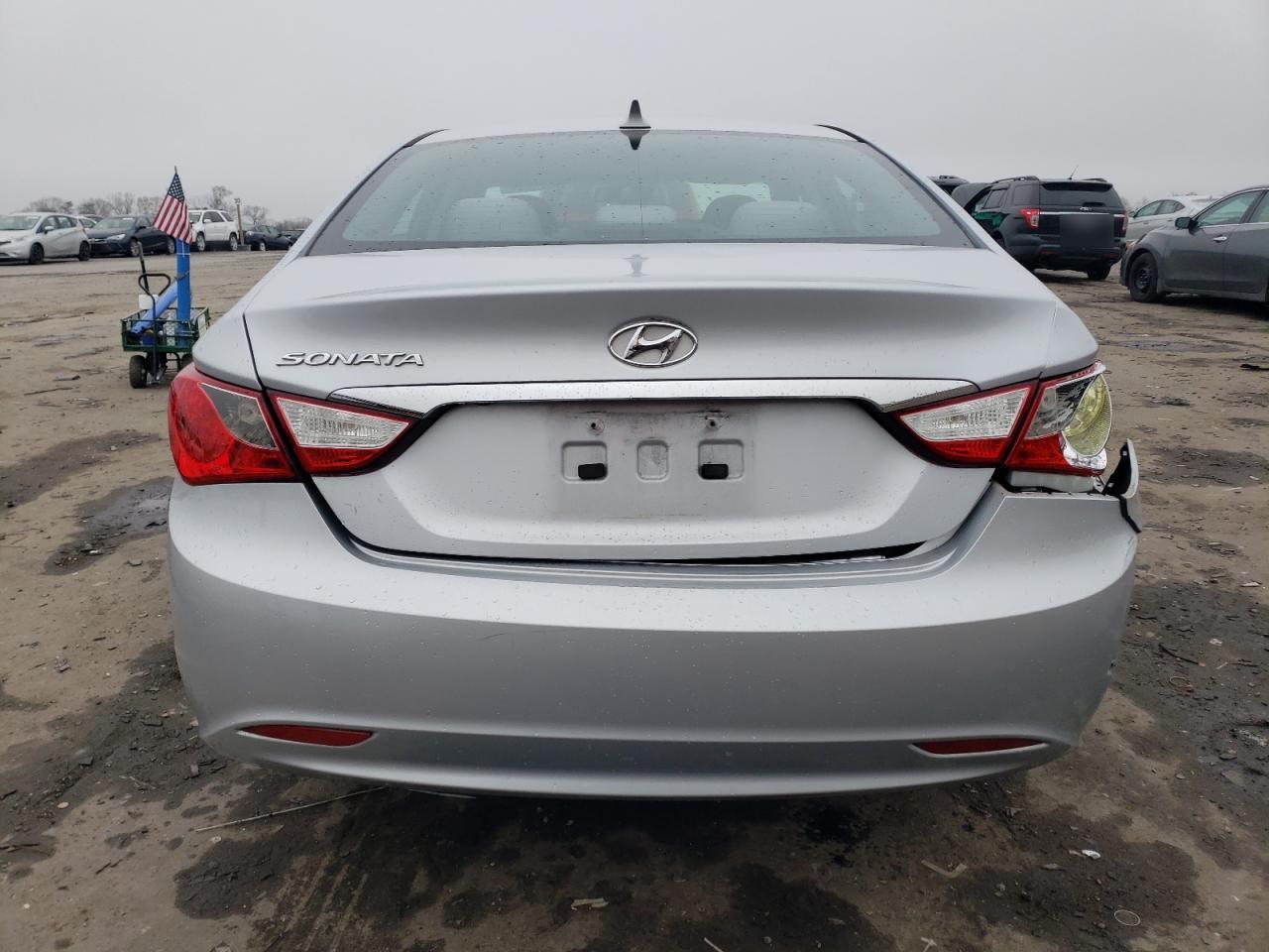 2011 HYUNDAI SONATA GLS - Фото 6