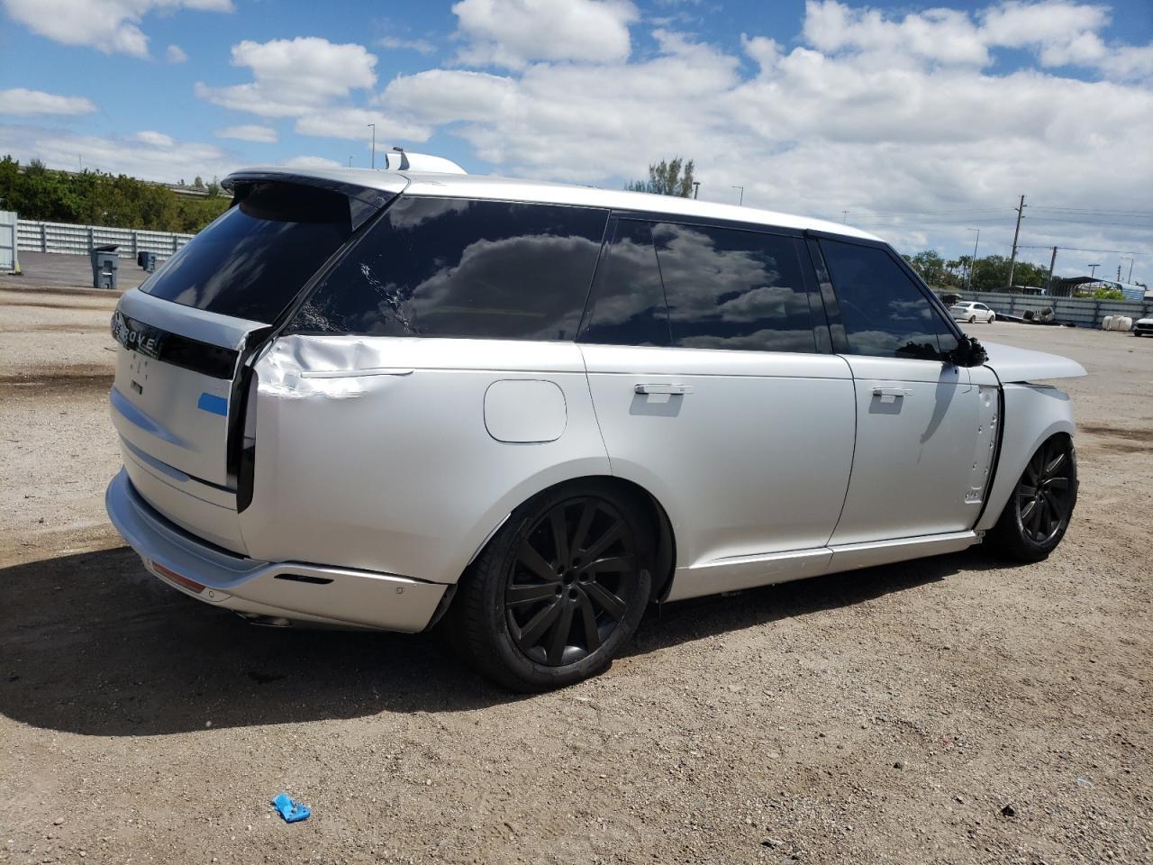 2022 LAND ROVER RANGE ROVE - Фото 3