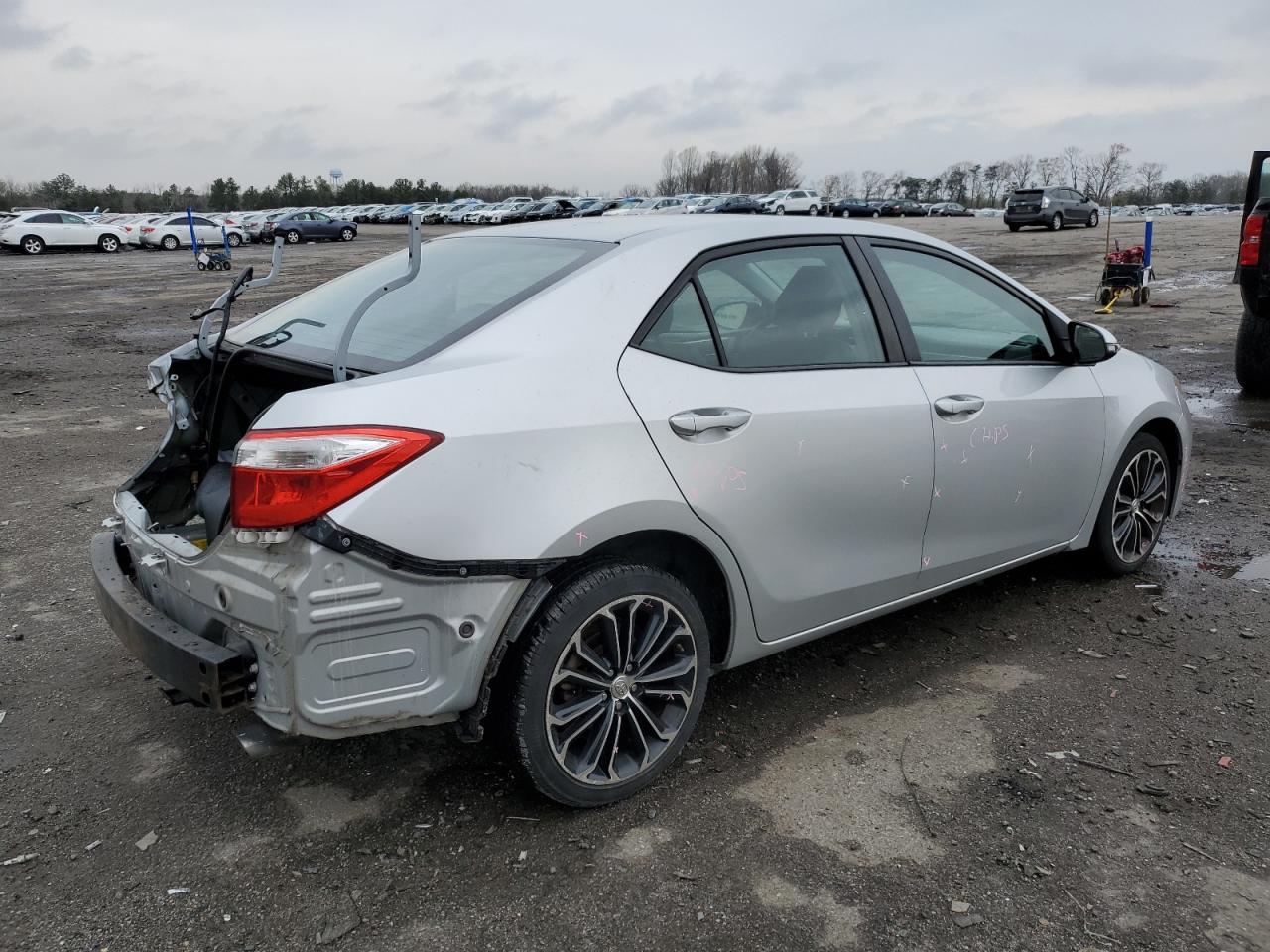 2014 TOYOTA COROLLA L - Фото 3