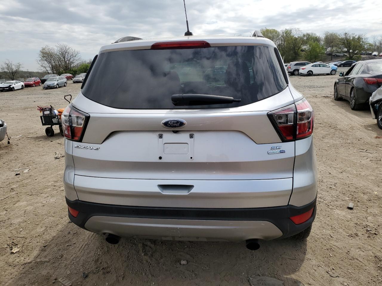 2017 FORD ESCAPE SE - Фото 6