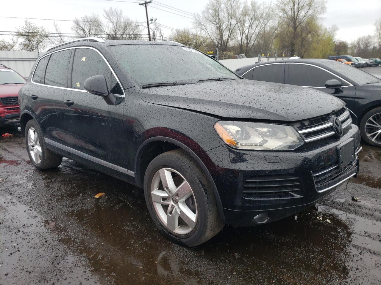 2011 VOLKSWAGEN TOUAREG V6 - Image 4