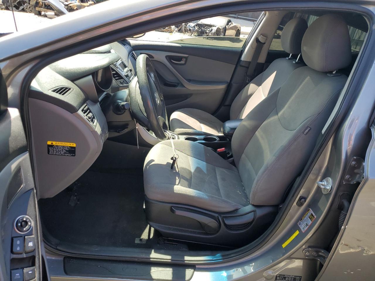 2014 HYUNDAI ELANTRA SE - Image 7