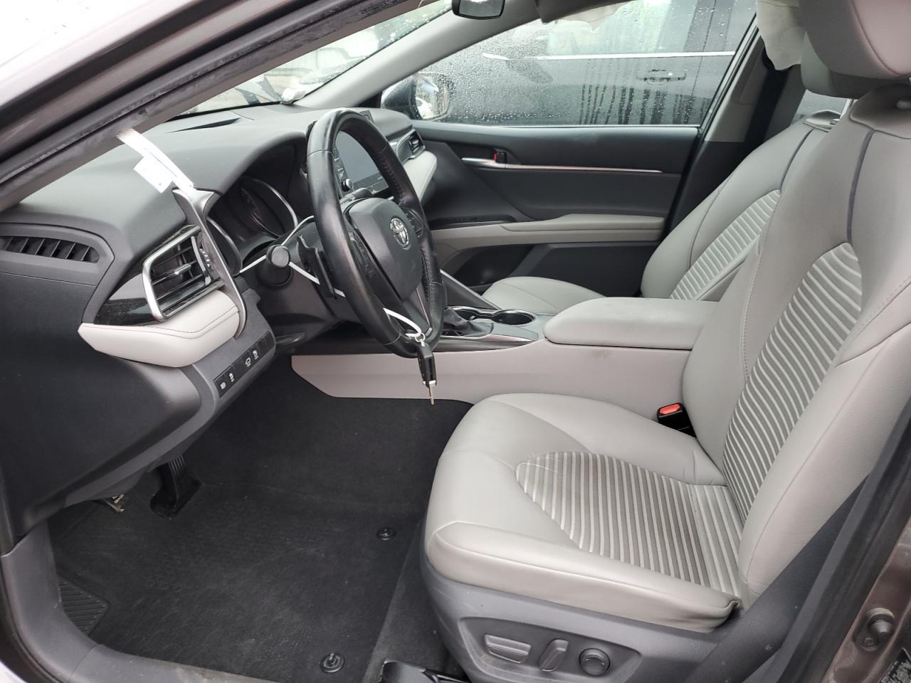 2021 TOYOTA CAMRY SE - Image 7