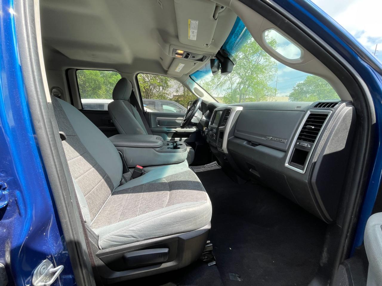 2017 RAM 1500 SLT - Image 5