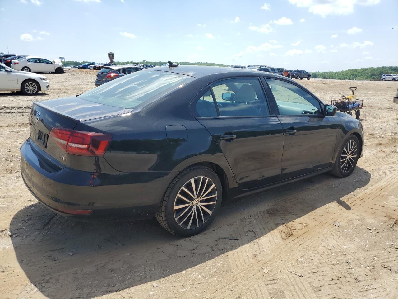 2017 VOLKSWAGEN JETTA SPOR - Фото 3