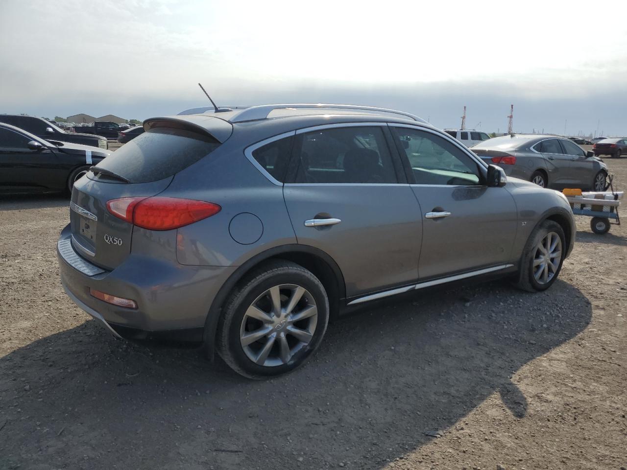 2016 INFINITI QX50 - Фото 3