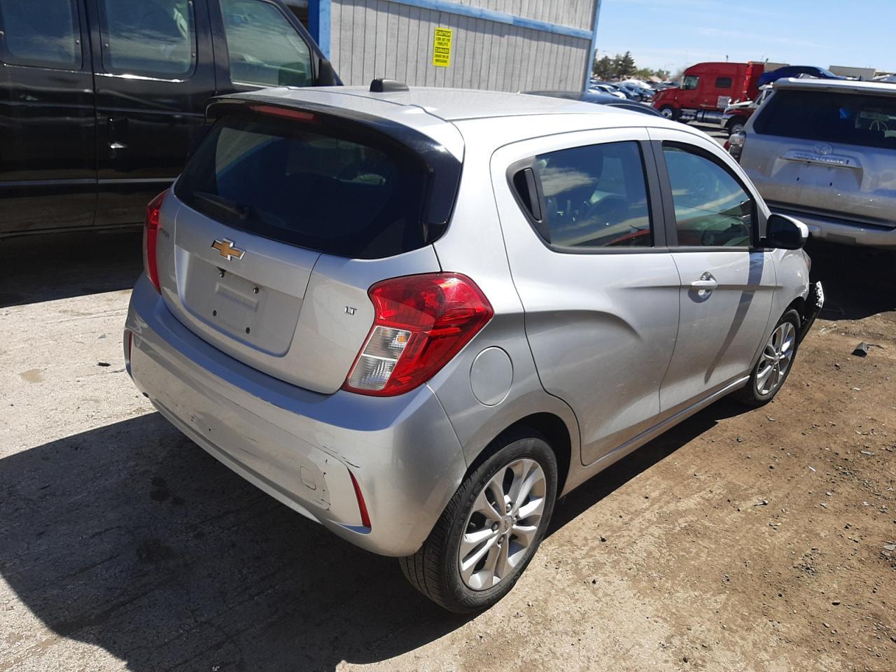 2021 CHEVROLET SPARK 1LT - Фото 3