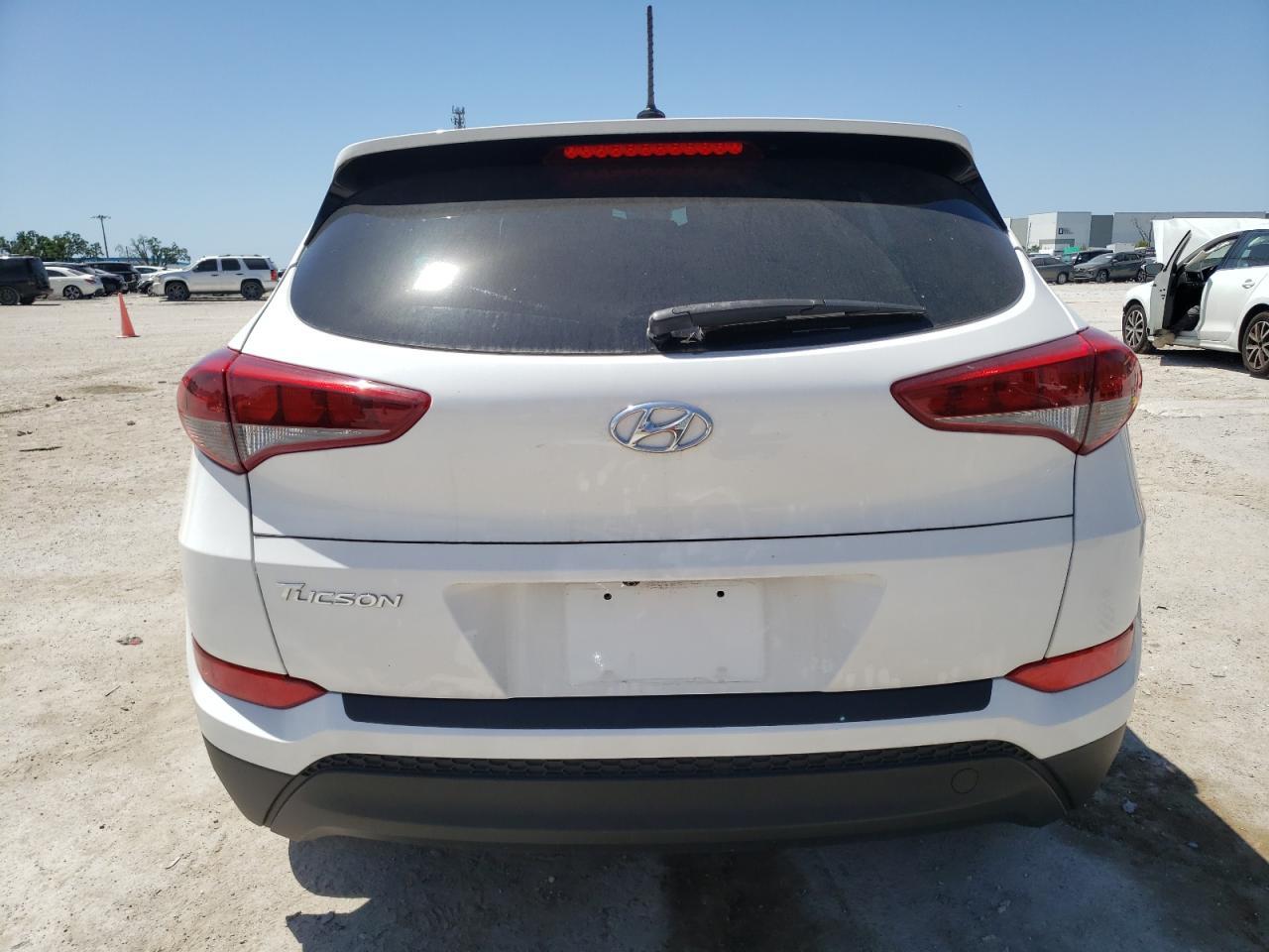 2016 HYUNDAI TUCSON SE - Фото 6