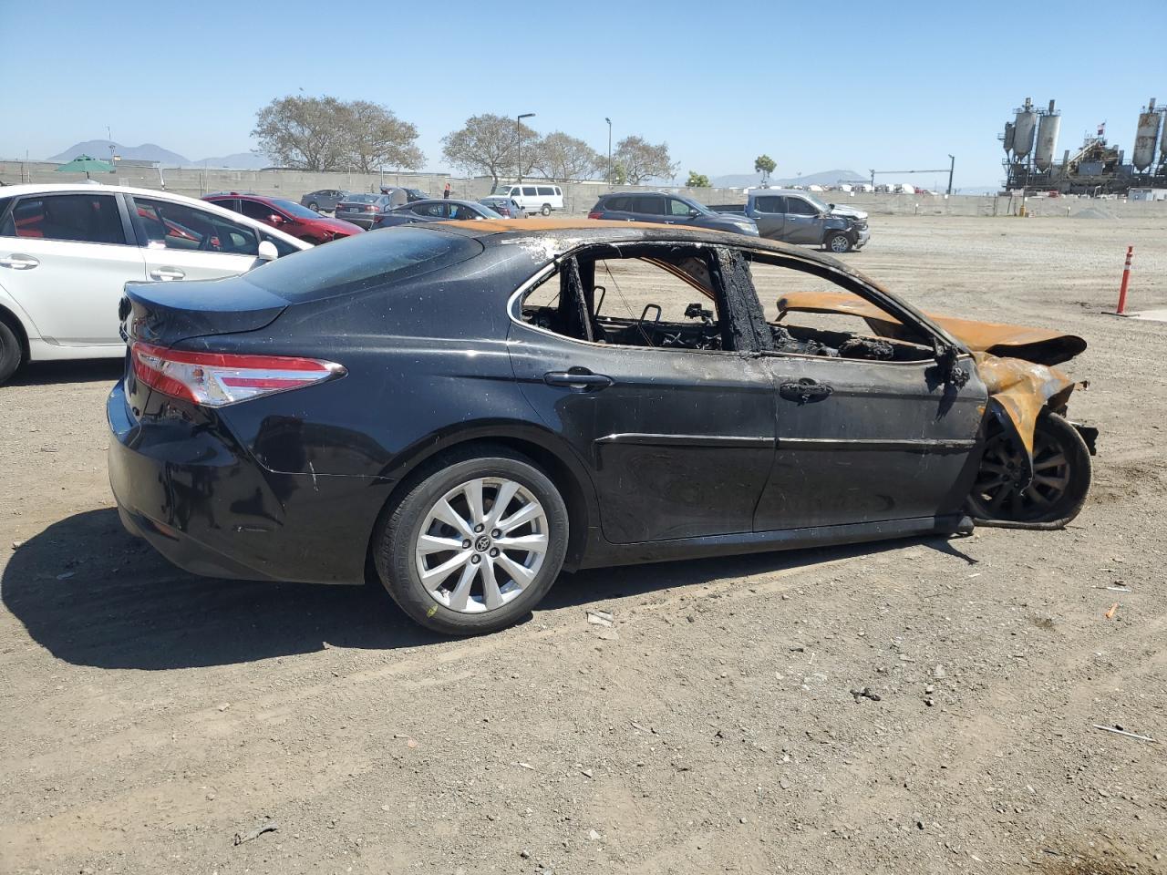 2018 TOYOTA CAMRY L - Image 3