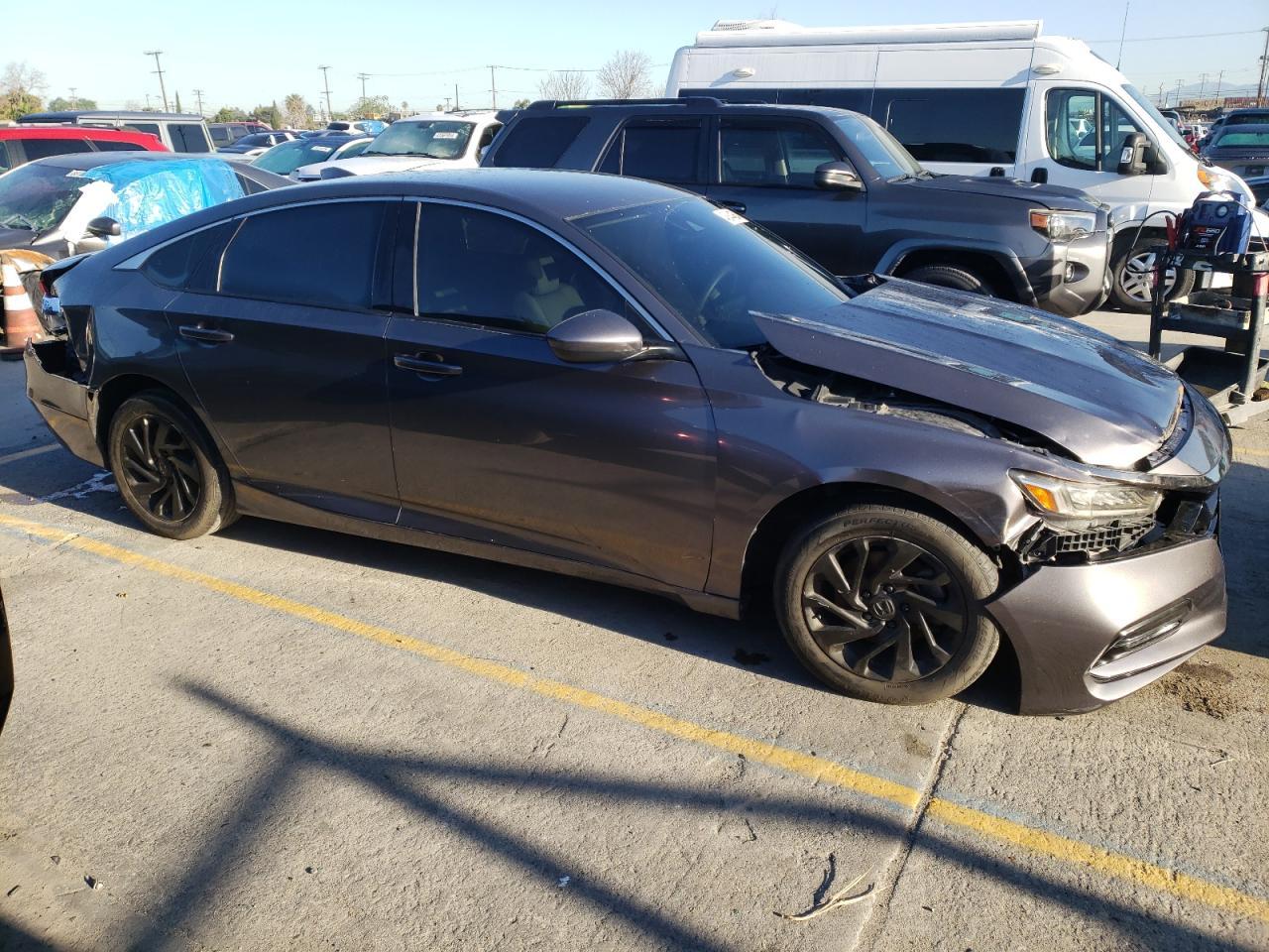2018 HONDA ACCORD LX - Image 4