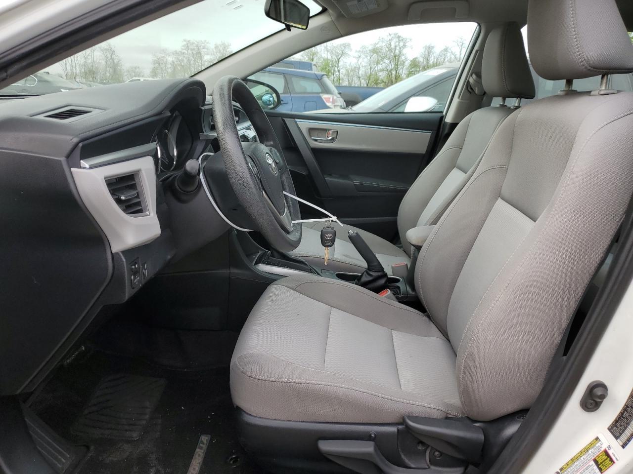 2015 TOYOTA COROLLA L - Image 7