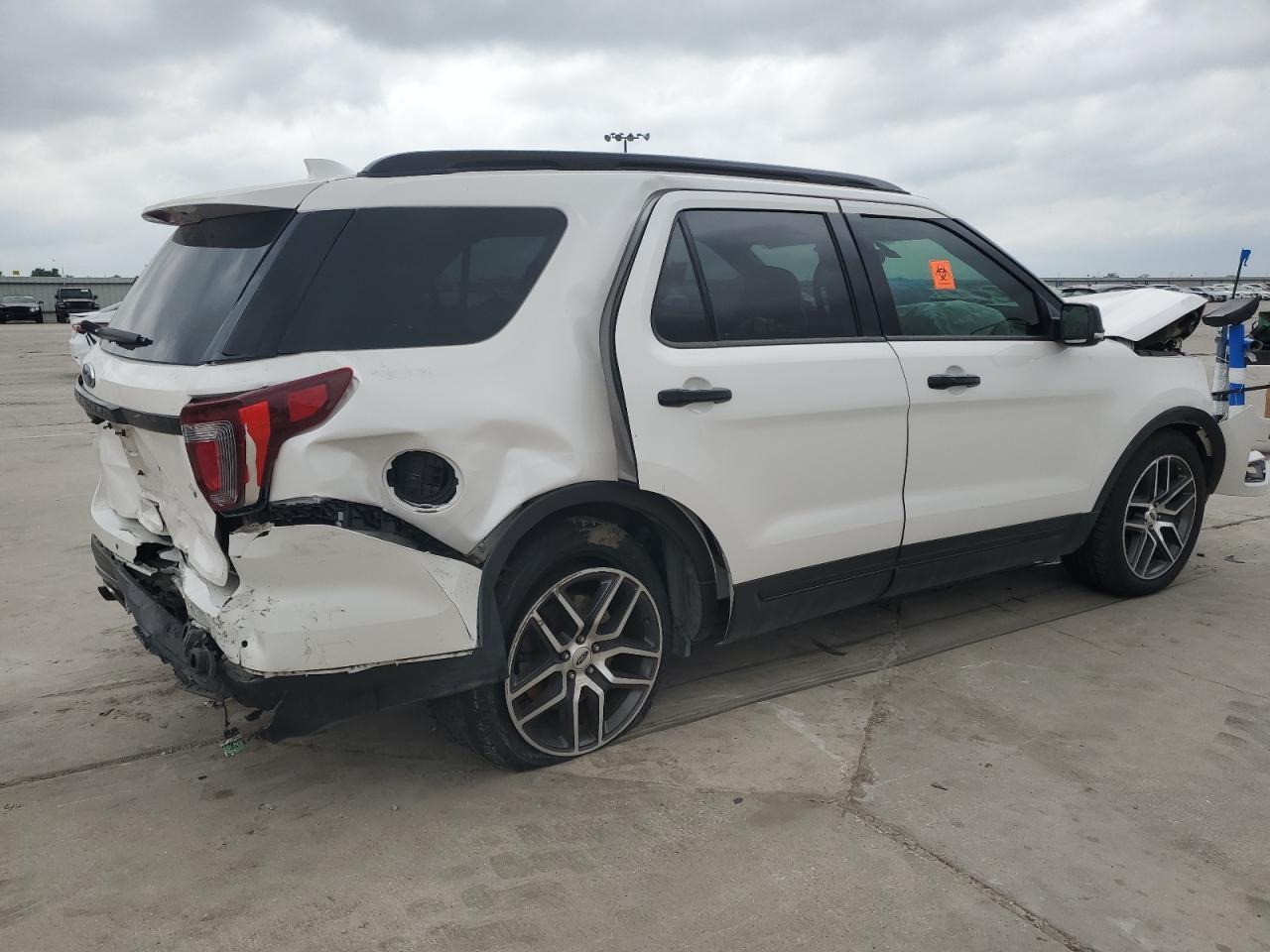 2017 FORD EXPLORER S - Image 3