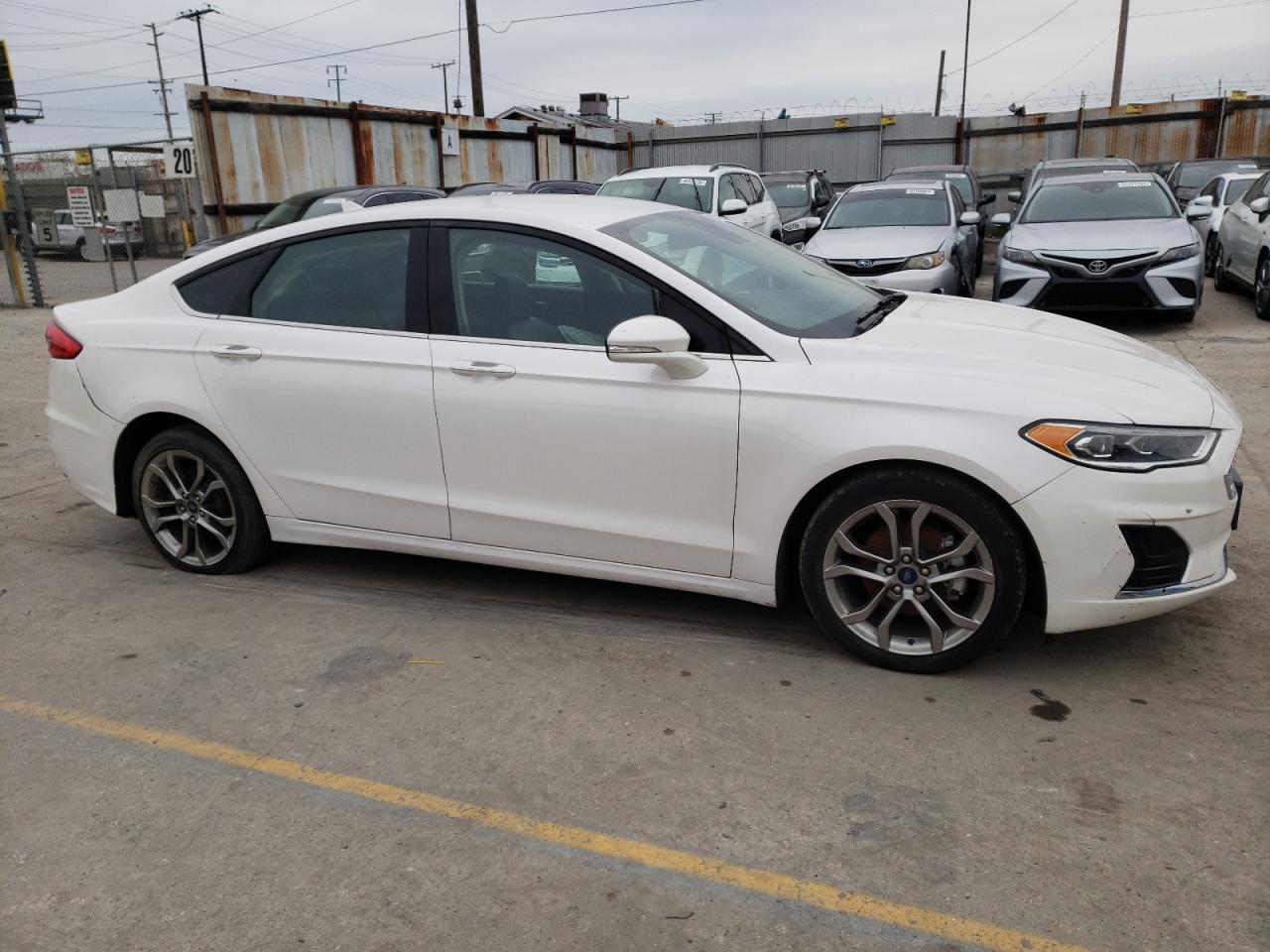 2020 FORD FUSION SEL - Фото 4
