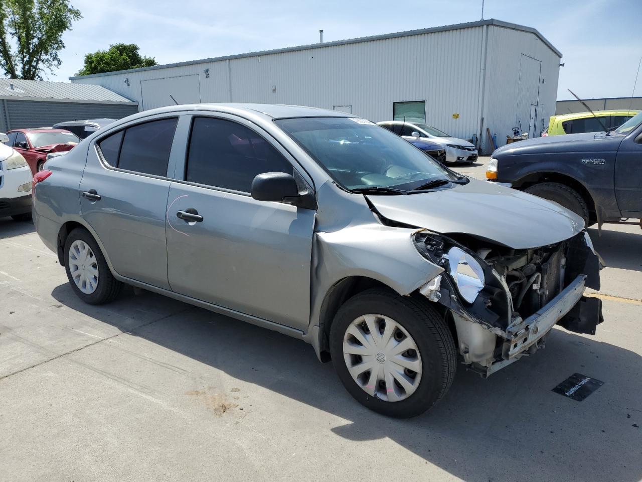 2014 NISSAN VERSA S - Image 4