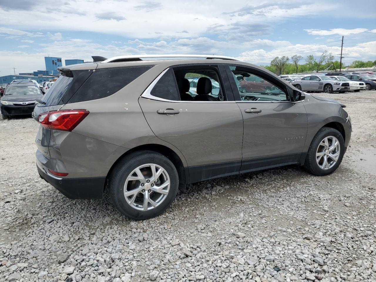 2019 CHEVROLET EQUINOX LT - Image 3