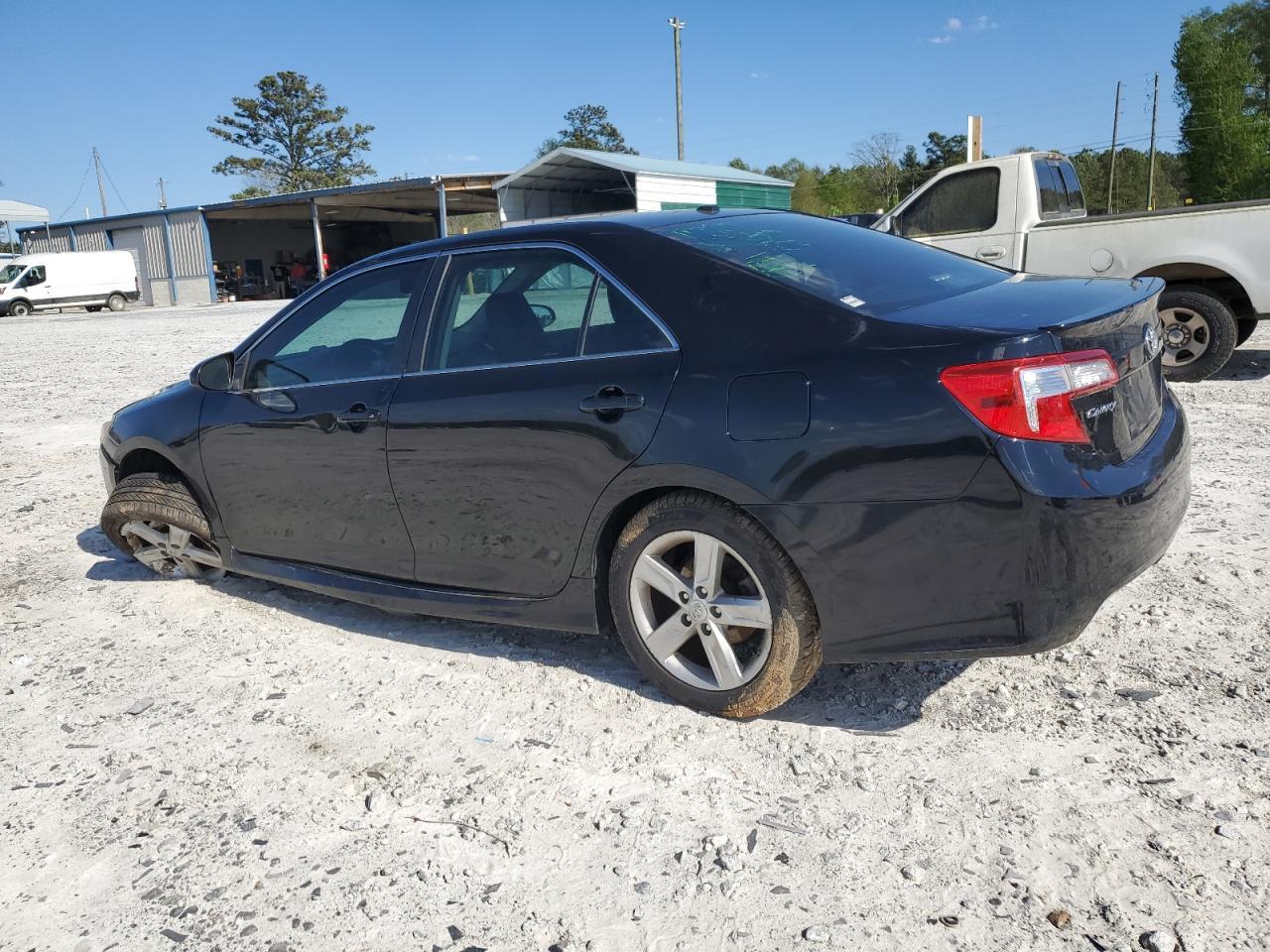 2012 TOYOTA CAMRY BASE - Фото 2