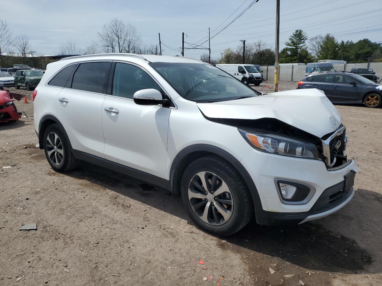 2016 KIA SORENTO EX - Image 4