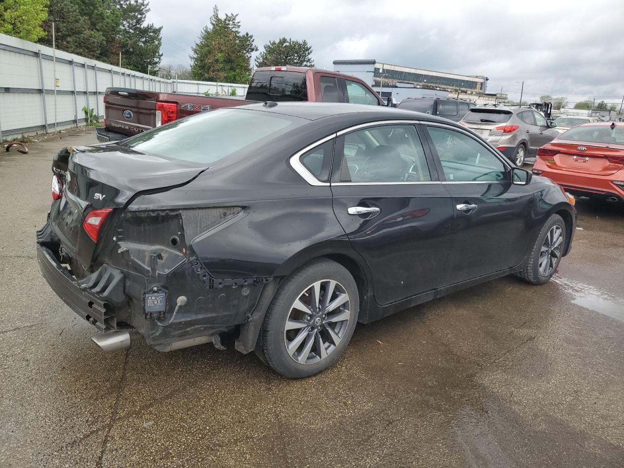 2017 NISSAN ALTIMA 2.5 - Фото 3