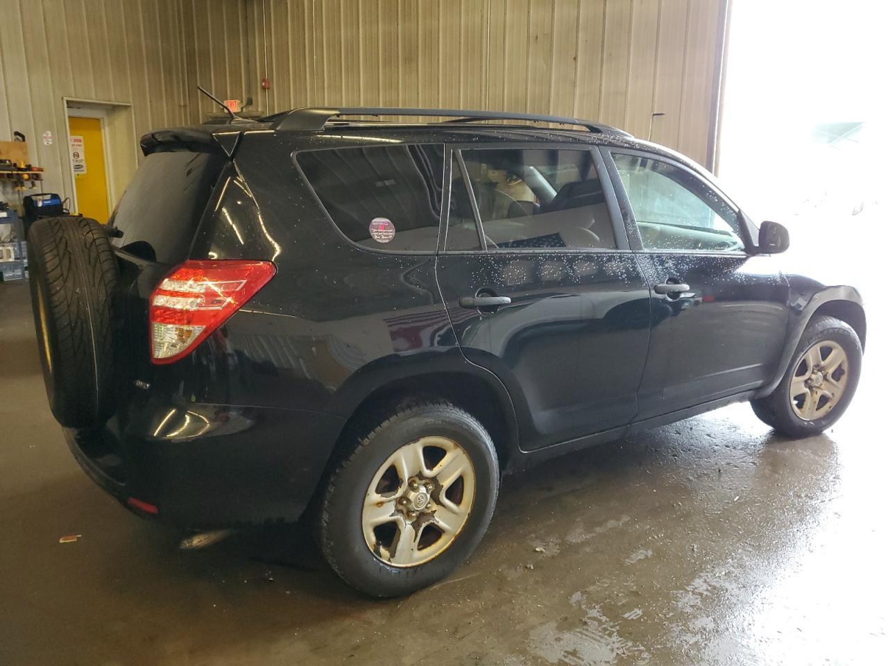 2011 TOYOTA RAV4 - Image 3