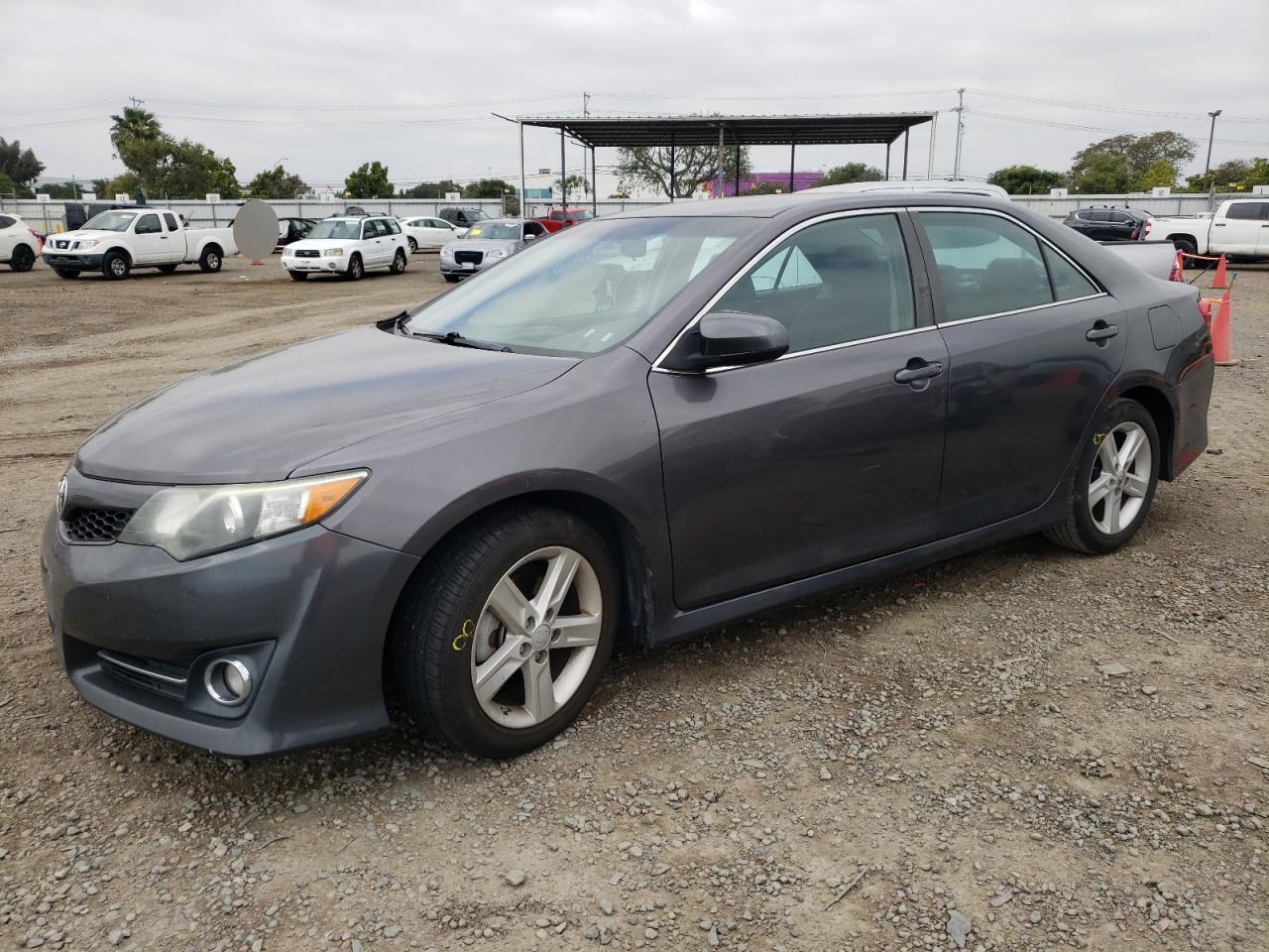 2014 TOYOTA CAMRY L