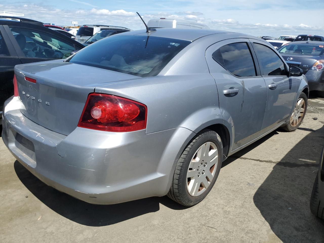 2014 DODGE AVENGER SE - Image 3
