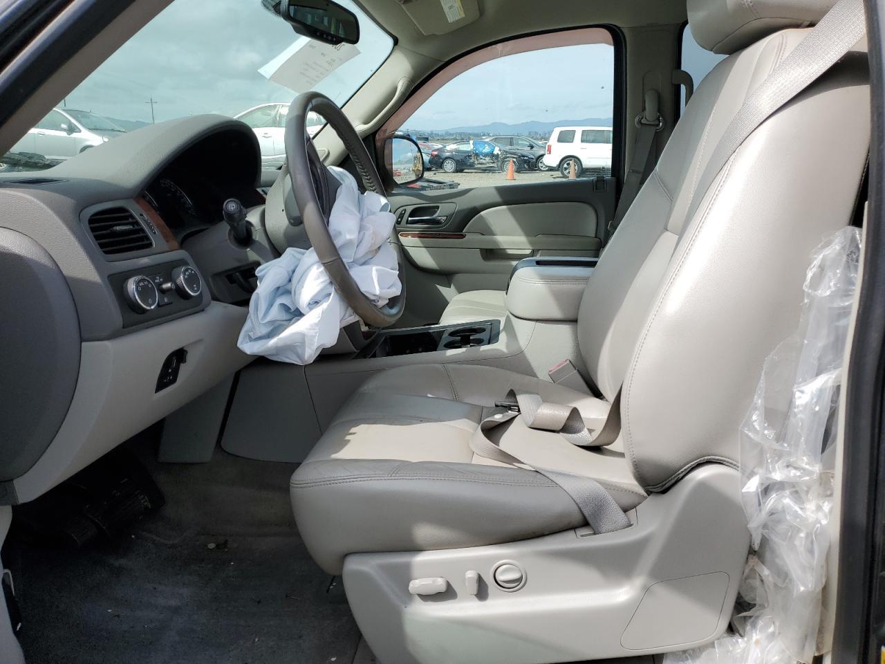 2011 CHEVROLET TAHOE K150 - Image 7