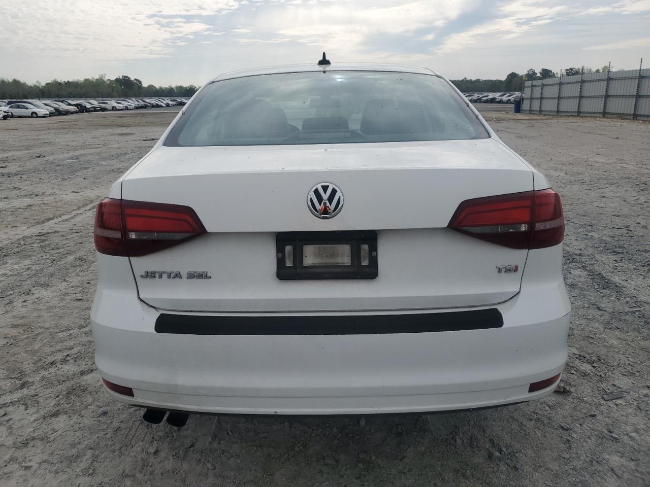 2016 VOLKSWAGEN JETTA SEL - Image 6