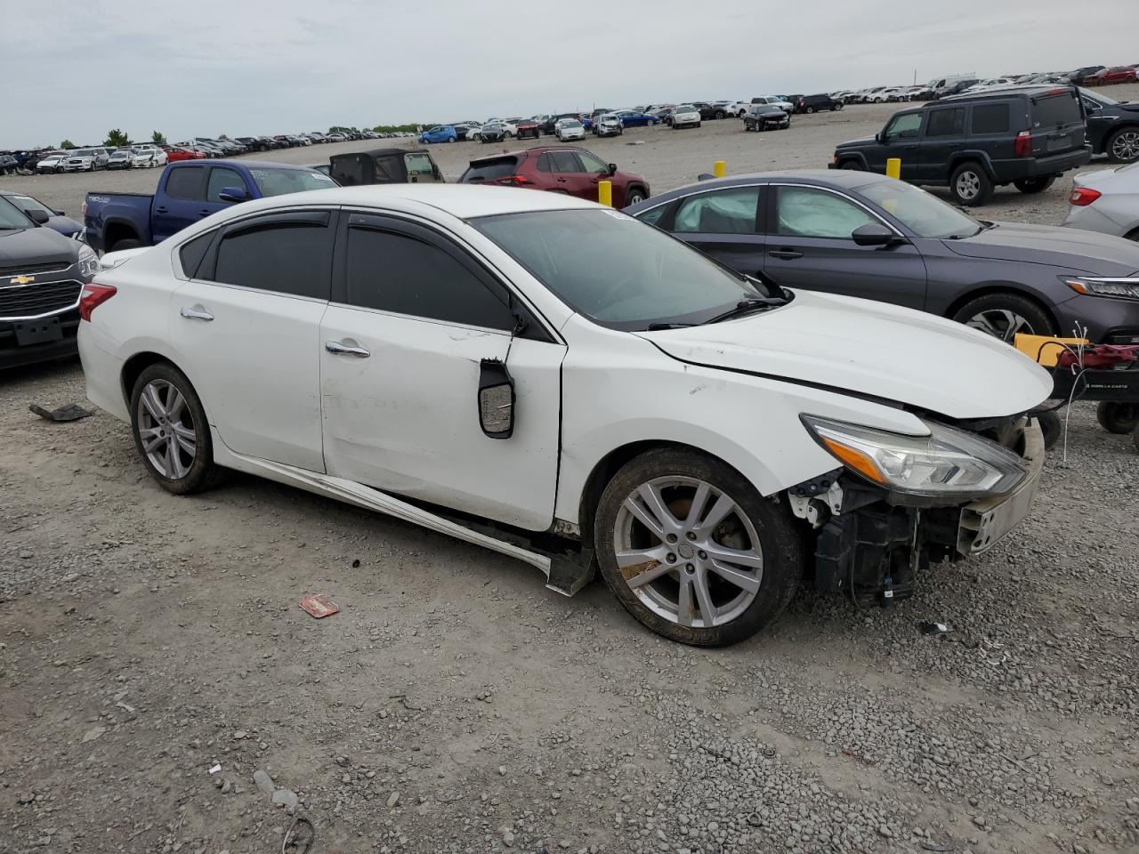 2016 NISSAN ALTIMA 2.5 - Image 4