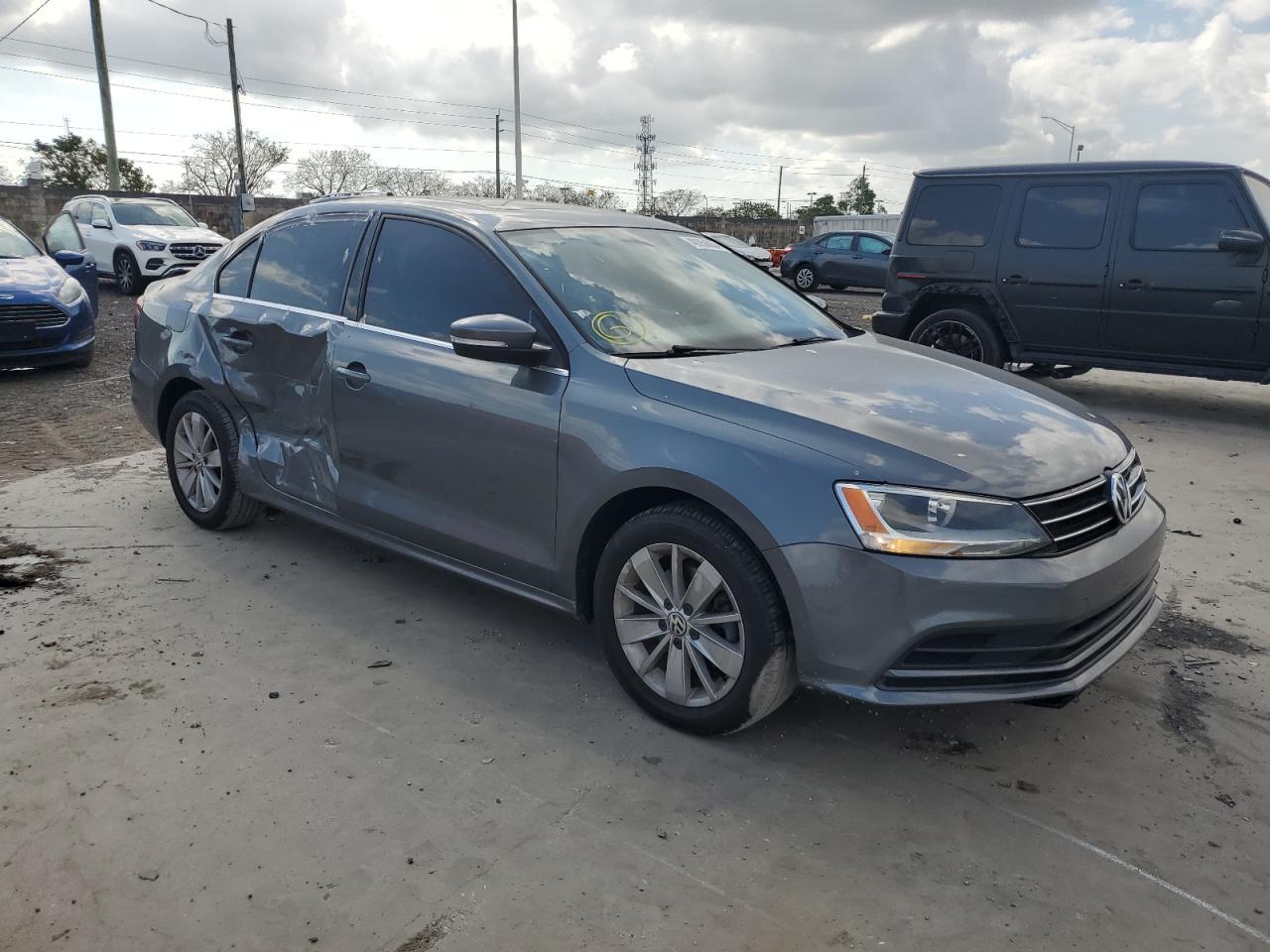 2016 VOLKSWAGEN JETTA SE - Image 4