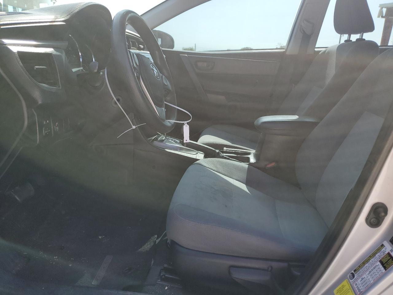 2015 TOYOTA COROLLA L - Фото 7