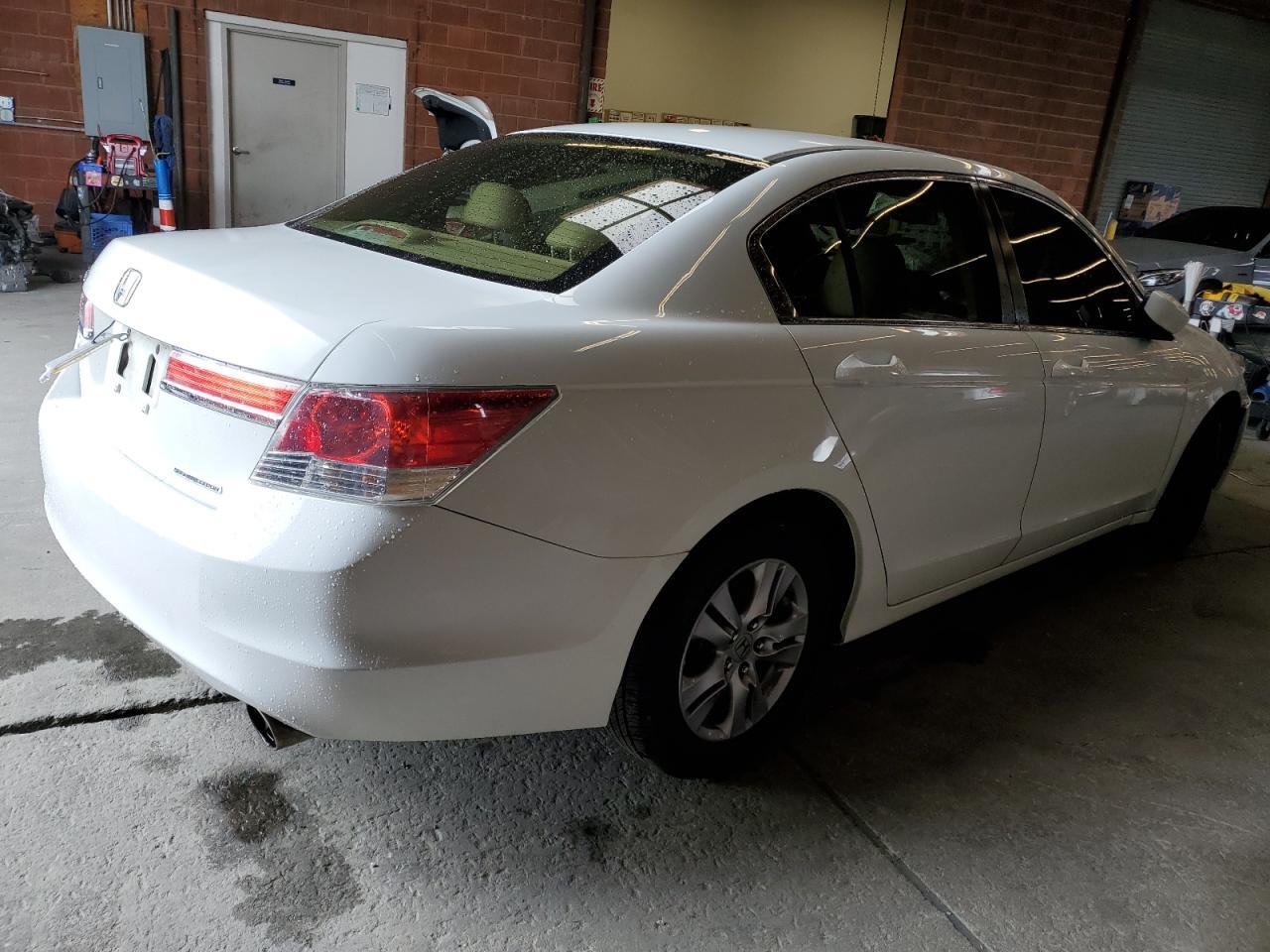 2012 HONDA ACCORD SE - Image 3