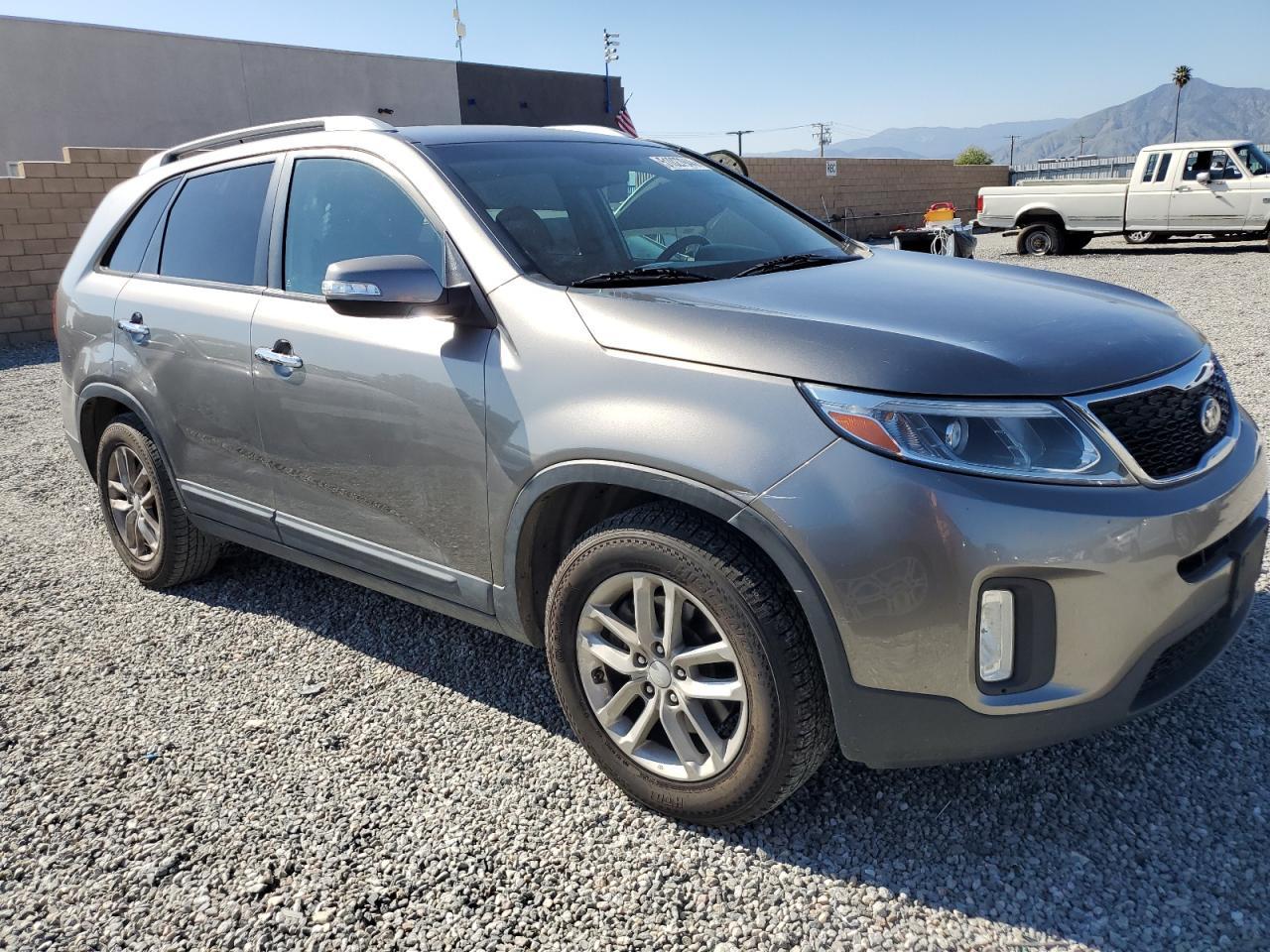 2014 KIA SORENTO LX - Фото 4