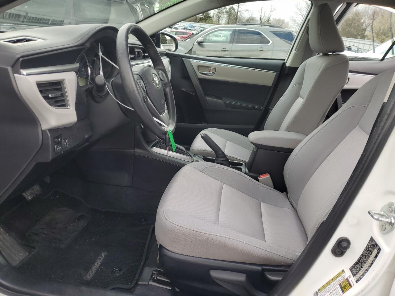 2014 TOYOTA COROLLA L - Image 7