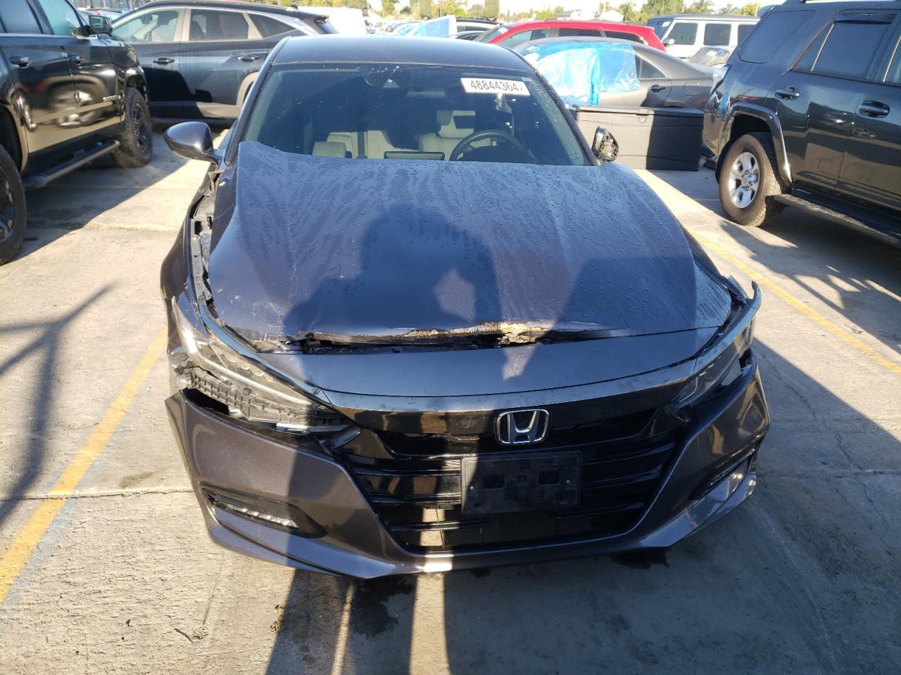 2018 HONDA ACCORD LX - Image 5