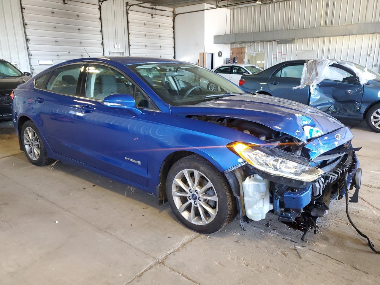 2017 FORD FUSION SE - Фото 4