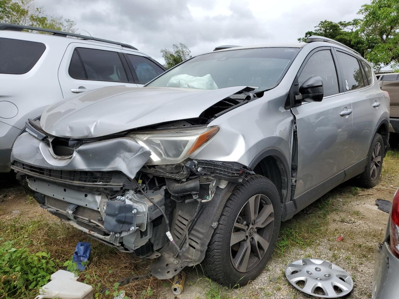 2018 TOYOTA RAV4 LE